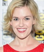 Kari Wahlgren