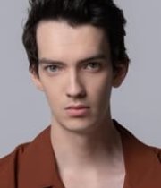 Kodi Smit-McPhee